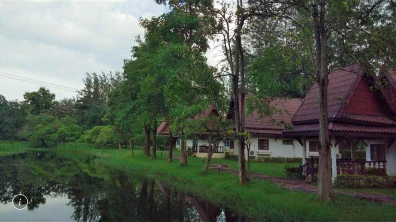 Inthanon Riverside Resort Chom Thong Eksteriør bilde